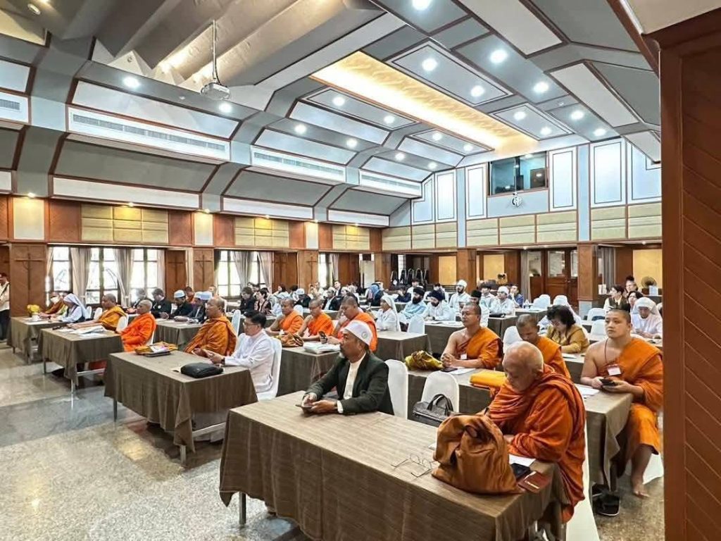 Hội thảo liên tôn tại Thái Lan về tín ngưỡng và tương lai